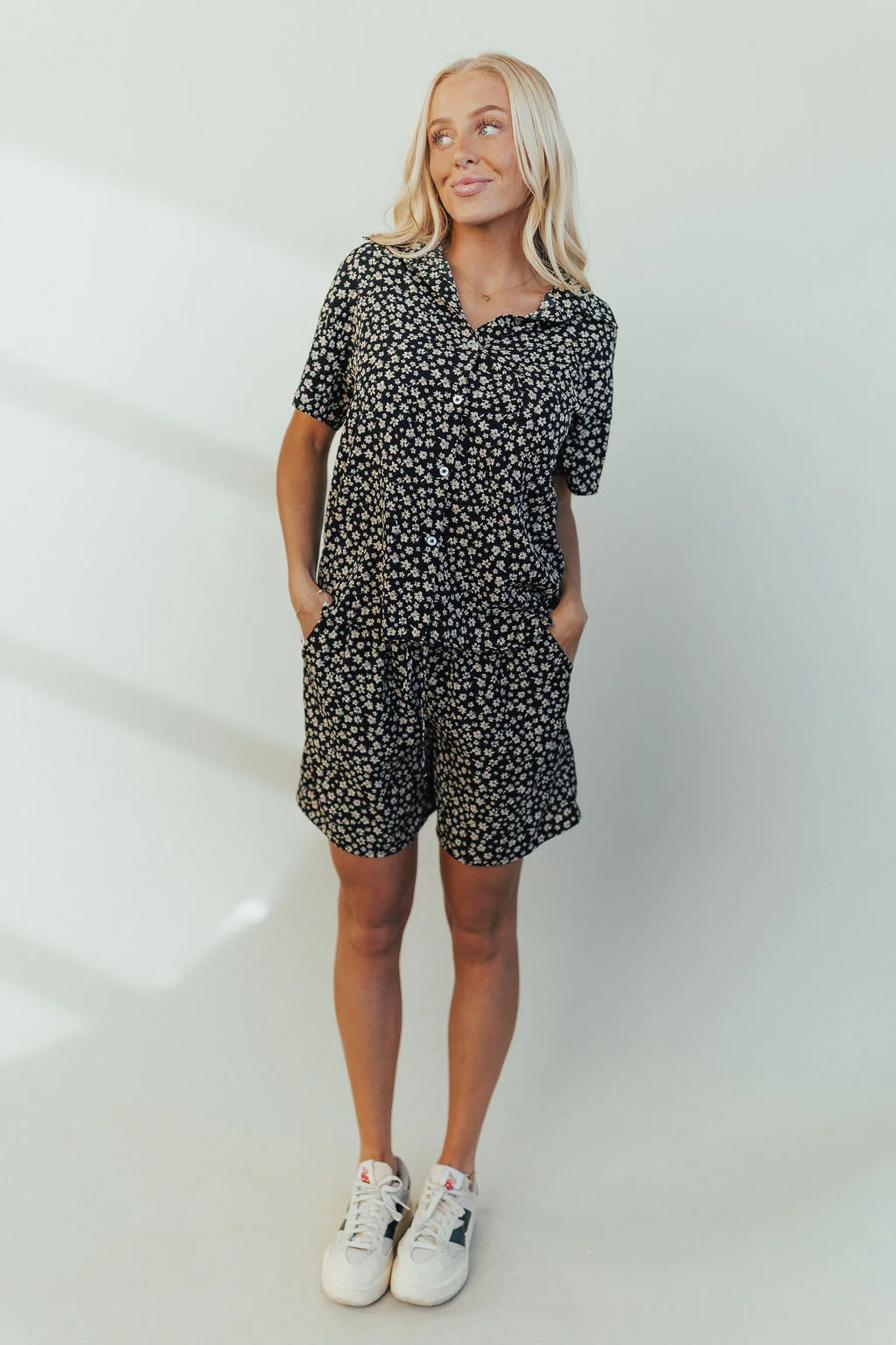 101 Daisies Shorts - Image 6