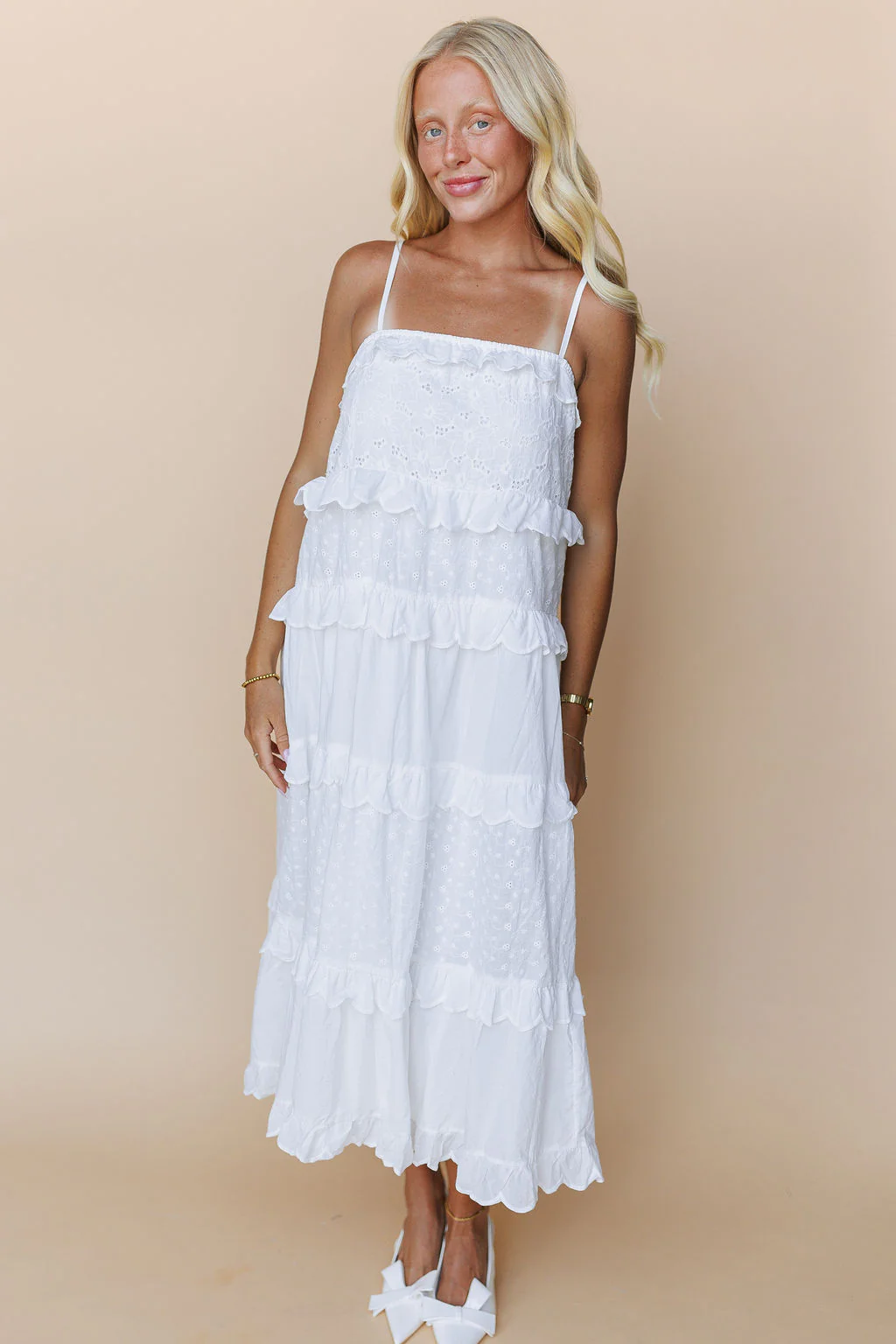 Ari Eyelet Maxi in White
