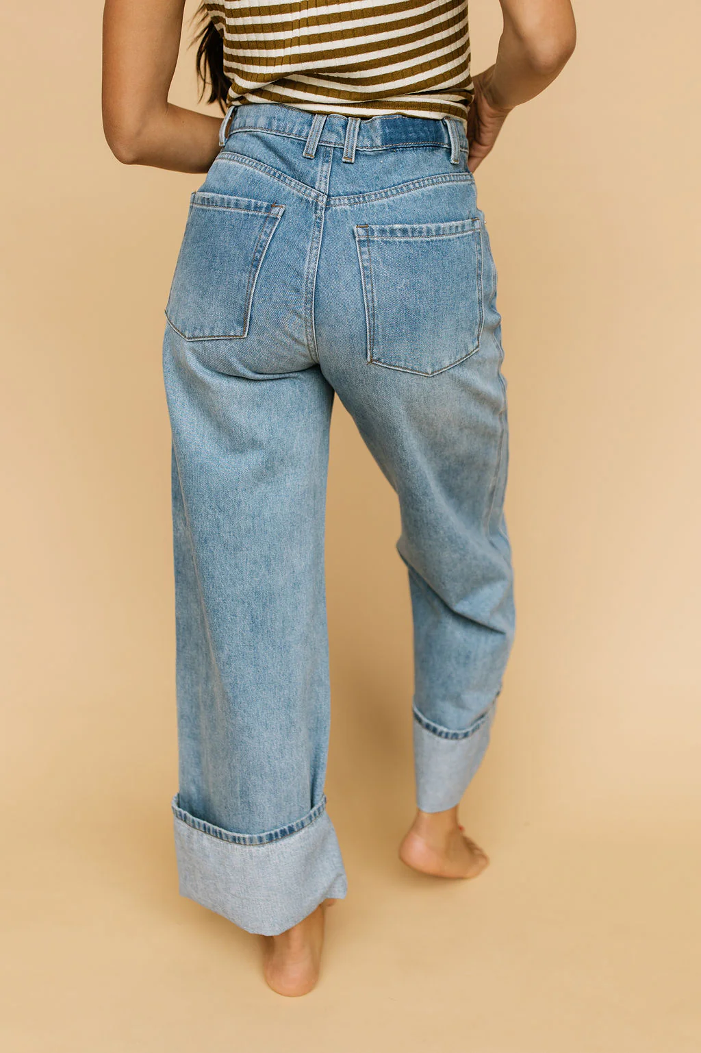 Boston Cuffed Blue Jeans - Image 4