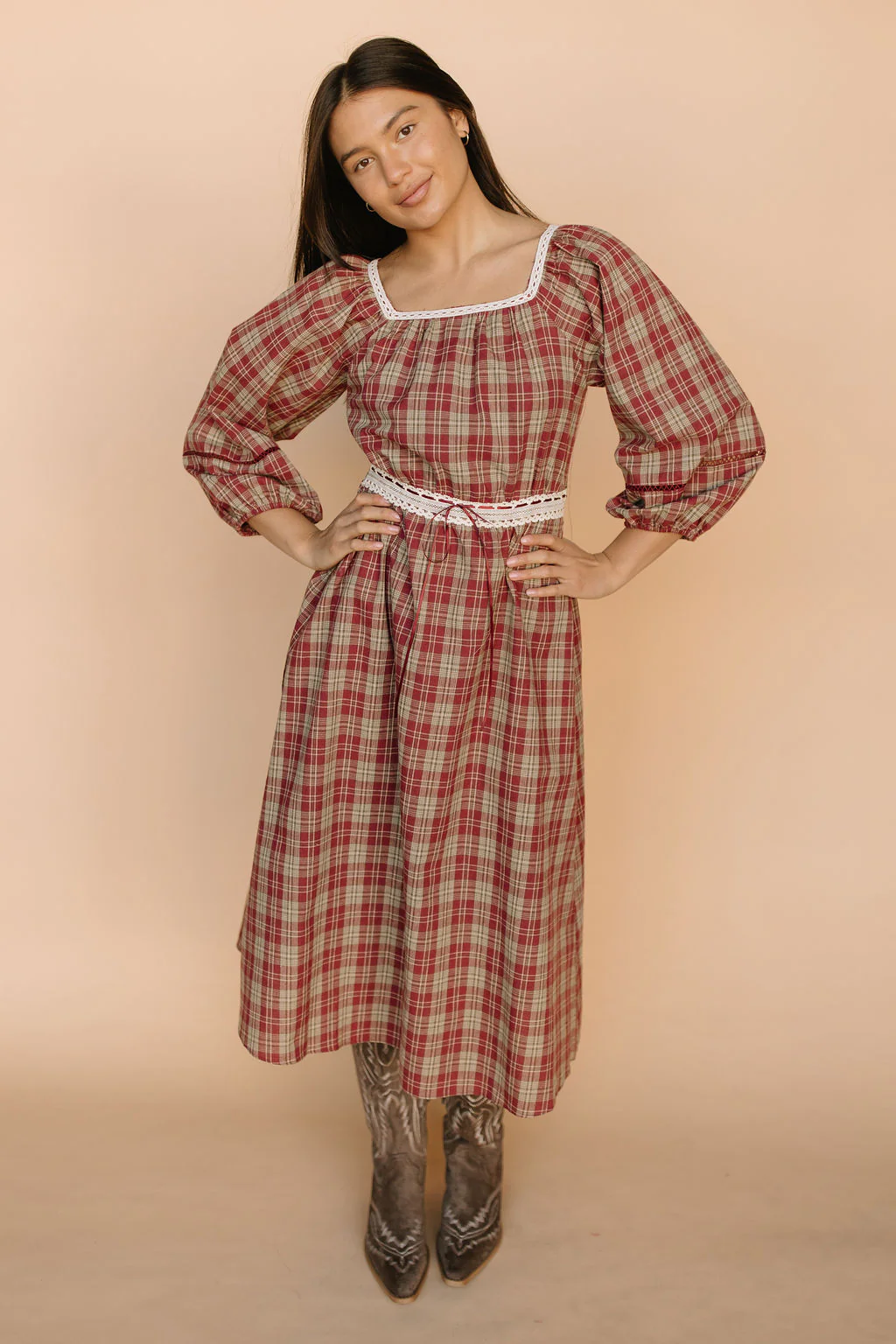 Madison Plaid Midi in Red
