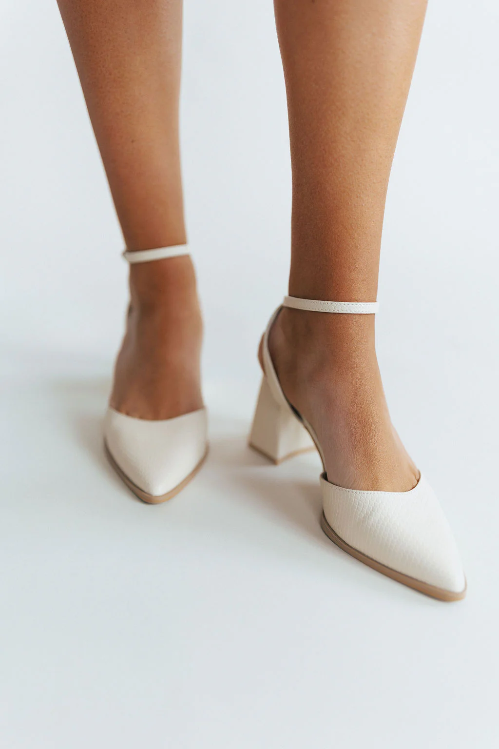 Princess Heels in Ivory - Image 3