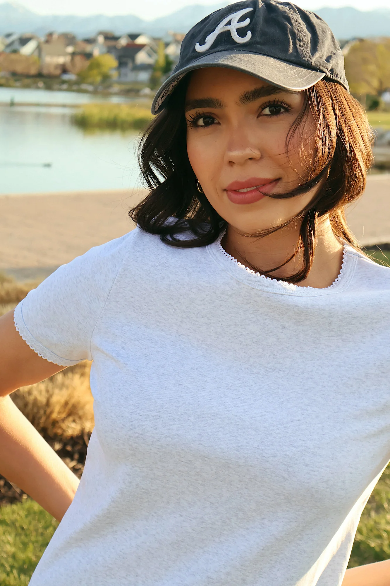 Scallop Edge Basic Tee in Grey - Image 4