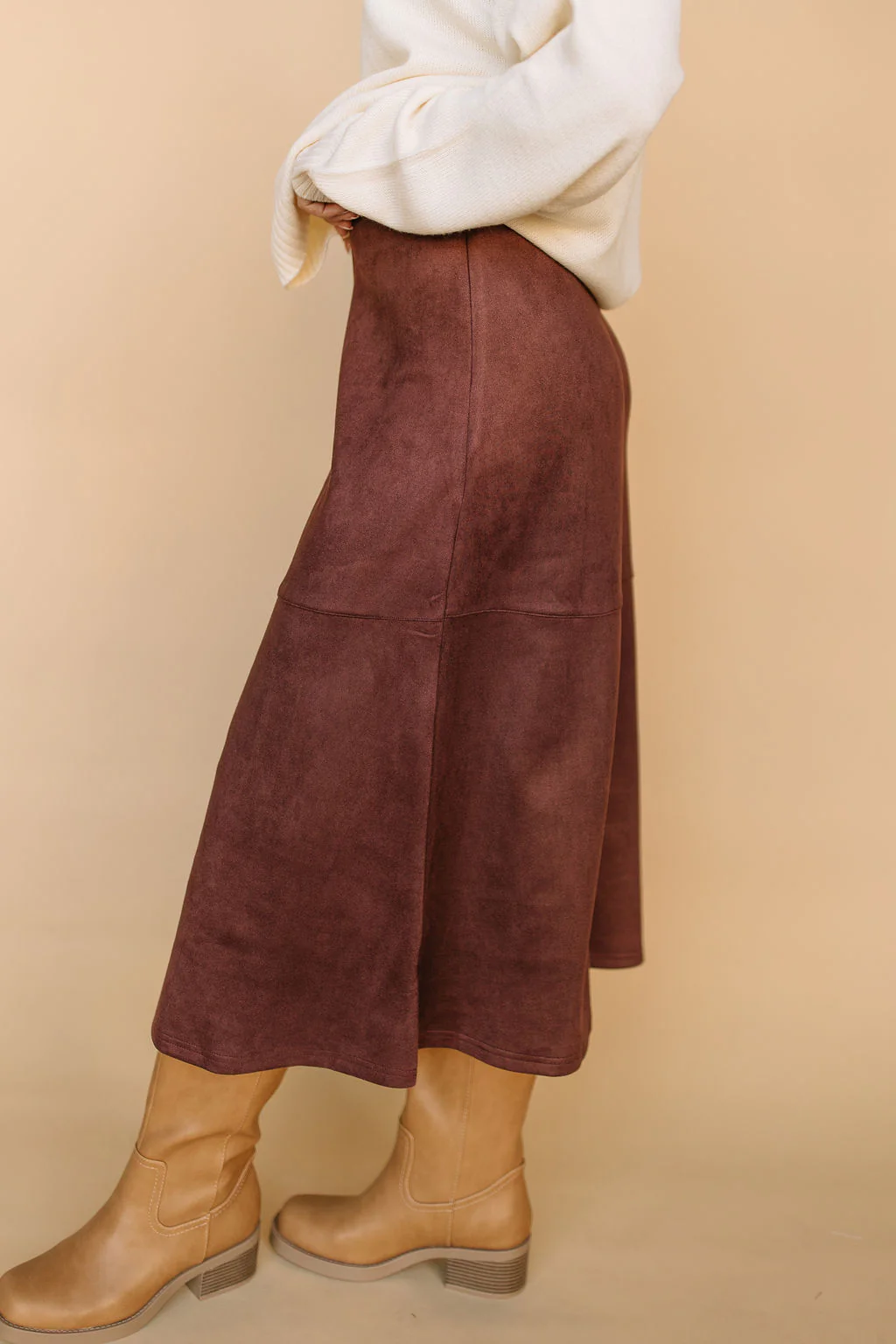 FINAL SALE - Zella Suede A-Line Skirt in Chocolate - Image 4