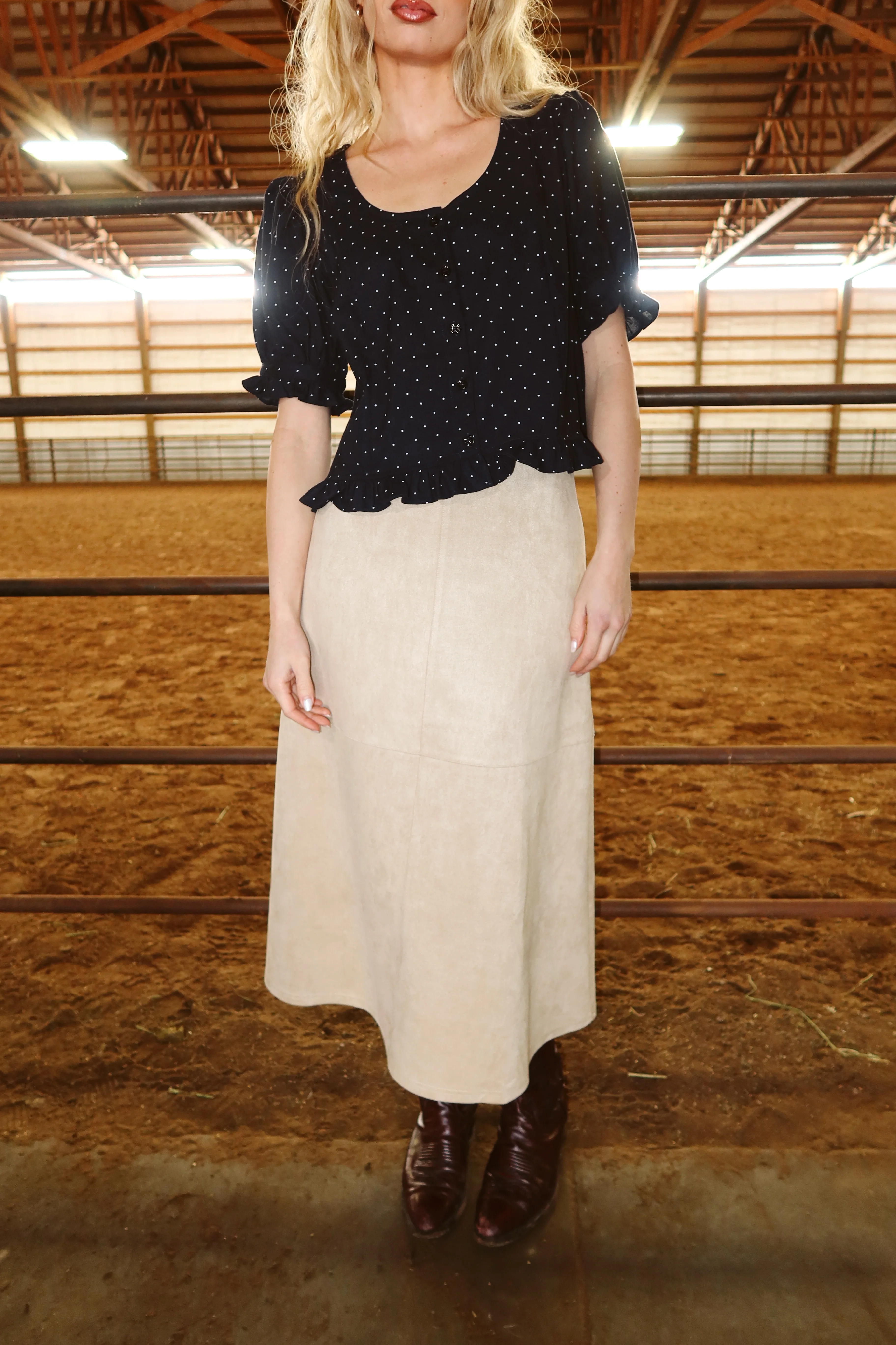 FINAL SALE - Zella Suede A-Line Skirt in Natural - Image 6
